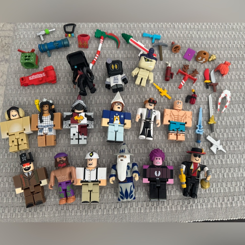 EUC Roblox Figure Collection with Accessories